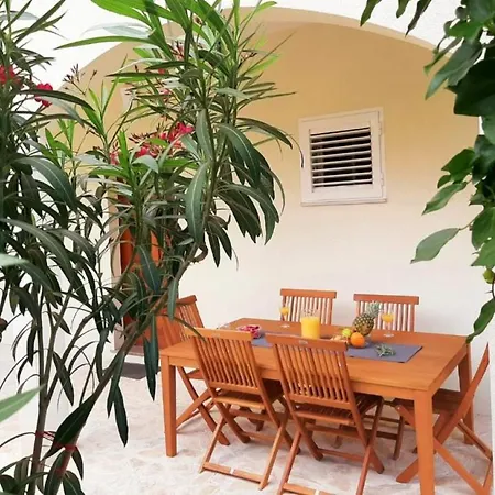 Apartman Lemon *