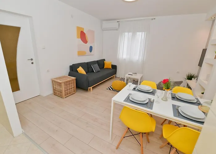 Lemon Apartman