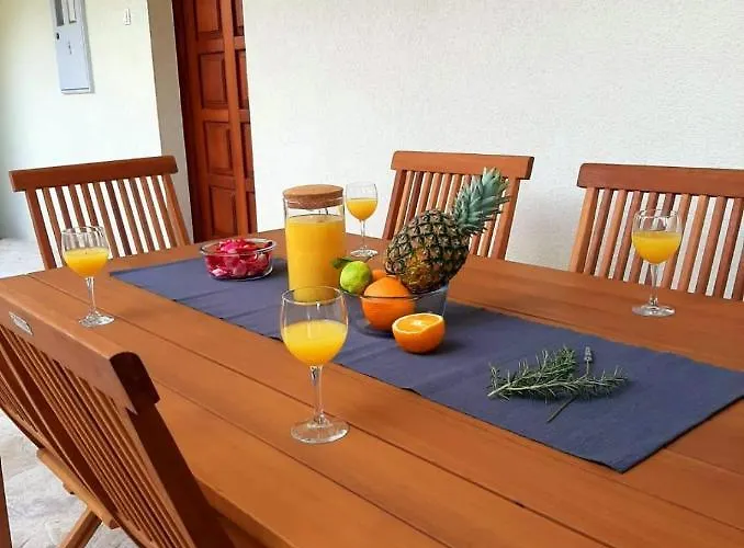 Apartman Lemon *