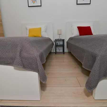 Lemon Apartment